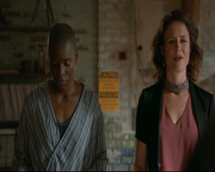 vampirediariesworld-dot-nl_TheOriginals5x04BetweenTheDevilAndTheDeepBlueSea01066.jpg