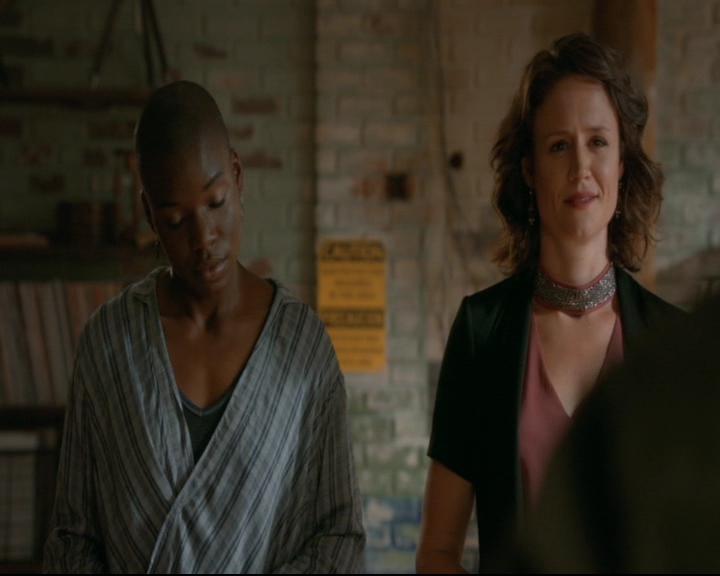 vampirediariesworld-dot-nl_TheOriginals5x04BetweenTheDevilAndTheDeepBlueSea01067.jpg vampirediariesworld-dot-nl_TheOriginals5x04BetweenTheDevilAndTheDeepBlueSea01067.jpg