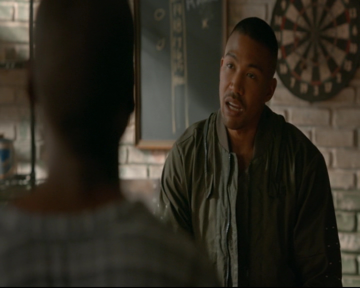 vampirediariesworld-dot-nl_TheOriginals5x04BetweenTheDevilAndTheDeepBlueSea01070.jpg