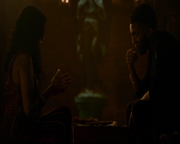 vampirediariesworld-dot-nl_TheOriginals5x04BetweenTheDevilAndTheDeepBlueSea01139.jpg