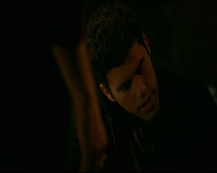 vampirediariesworld-dot-nl_TheOriginals5x04BetweenTheDevilAndTheDeepBlueSea01499.jpg