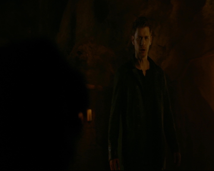 vampirediariesworld-dot-nl_TheOriginals5x04BetweenTheDevilAndTheDeepBlueSea01522.jpg