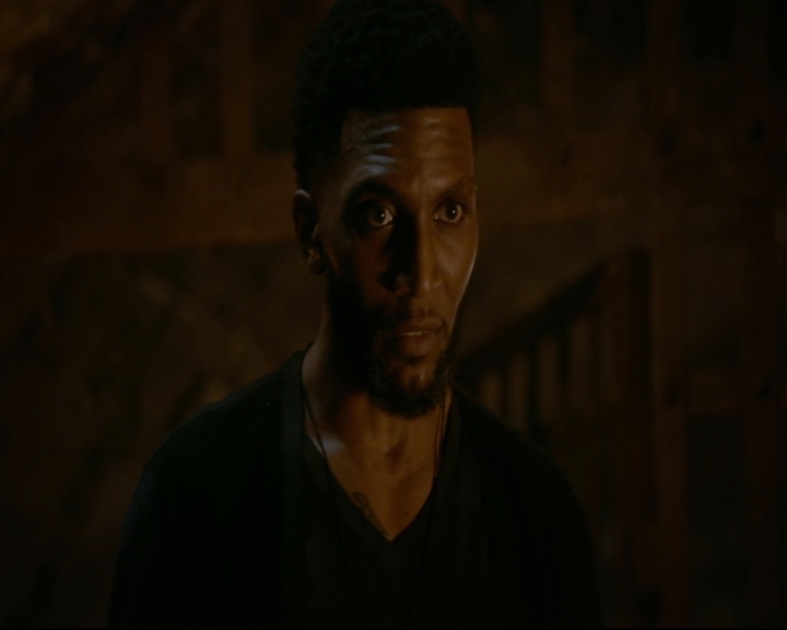 vampirediariesworld-dot-nl_TheOriginals5x04BetweenTheDevilAndTheDeepBlueSea01535.jpg