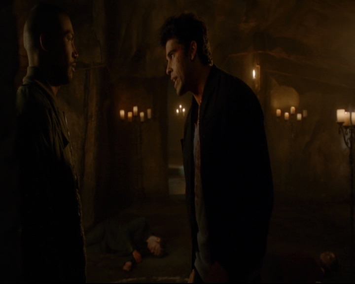 vampirediariesworld-dot-nl_TheOriginals5x04BetweenTheDevilAndTheDeepBlueSea01580.jpg