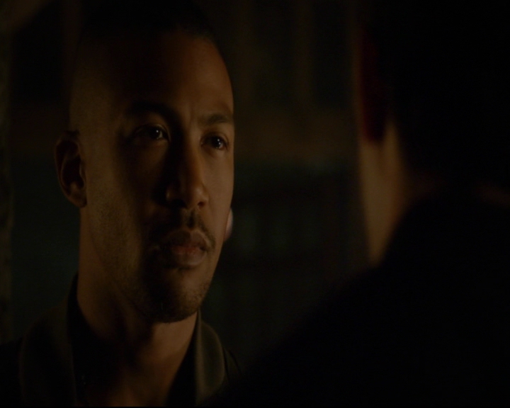 vampirediariesworld-dot-nl_TheOriginals5x04BetweenTheDevilAndTheDeepBlueSea01590.jpg