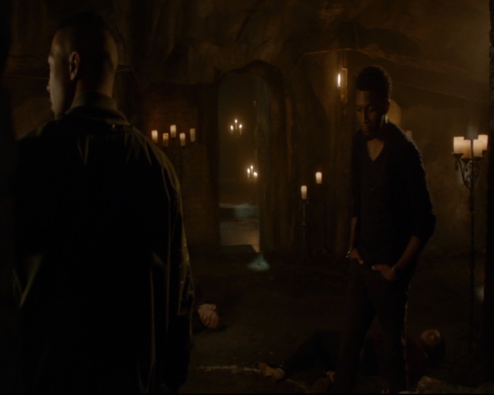 vampirediariesworld-dot-nl_TheOriginals5x04BetweenTheDevilAndTheDeepBlueSea01596.jpg