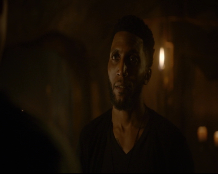 vampirediariesworld-dot-nl_TheOriginals5x04BetweenTheDevilAndTheDeepBlueSea01600.jpg