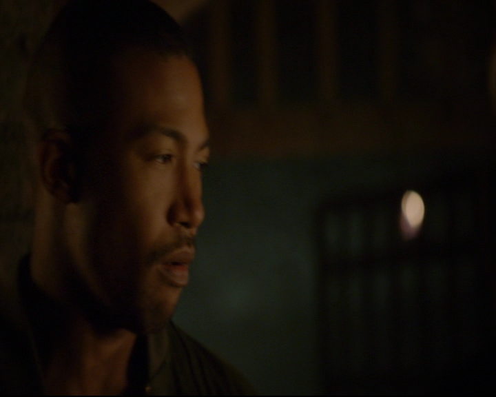 vampirediariesworld-dot-nl_TheOriginals5x04BetweenTheDevilAndTheDeepBlueSea01611.jpg