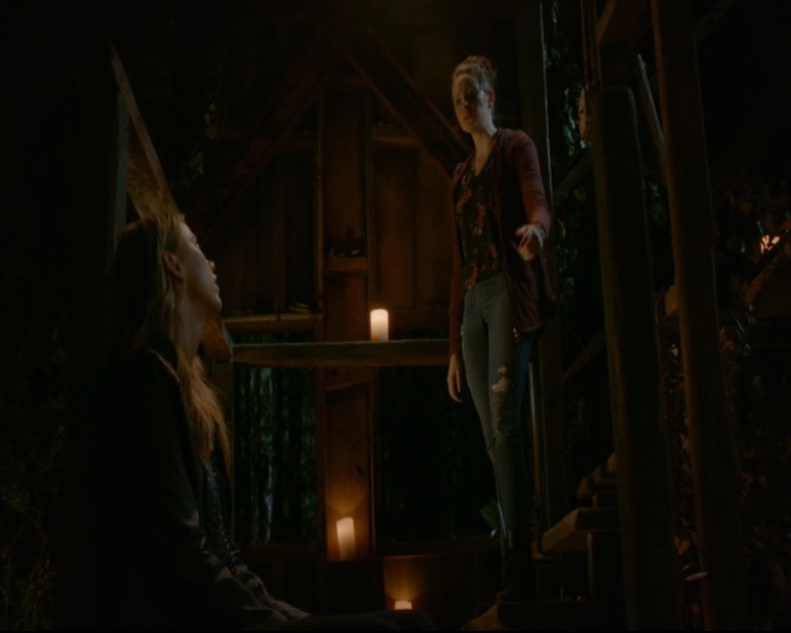vampirediariesworld-dot-nl_TheOriginals5x04BetweenTheDevilAndTheDeepBlueSea01719.jpg