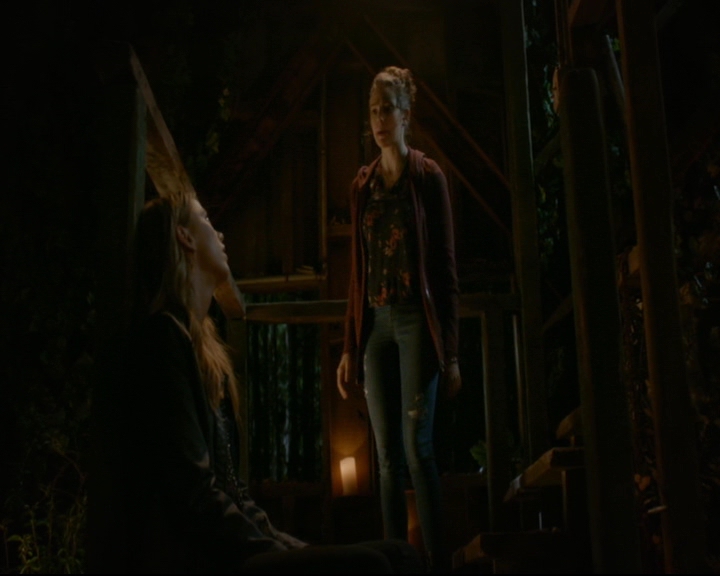vampirediariesworld-dot-nl_TheOriginals5x04BetweenTheDevilAndTheDeepBlueSea01721.jpg
