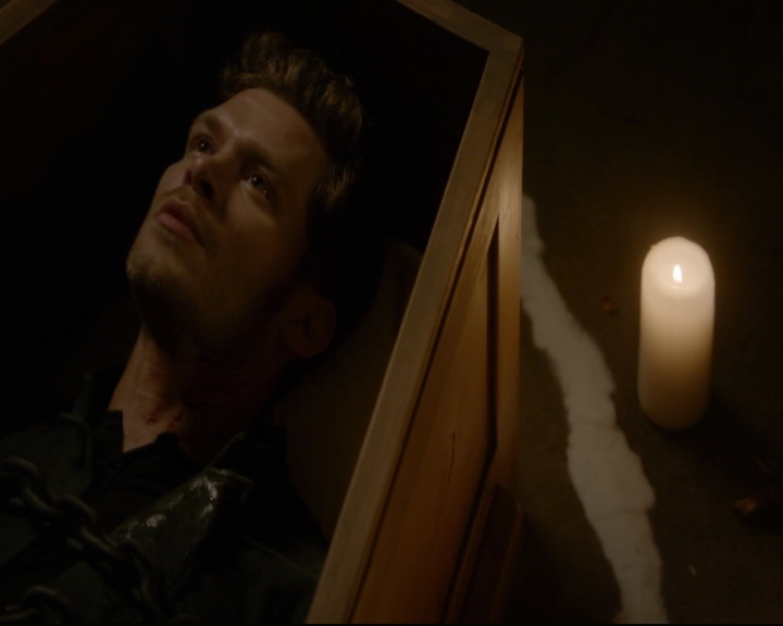 vampirediariesworld-dot-nl_TheOriginals5x04BetweenTheDevilAndTheDeepBlueSea01793.jpg