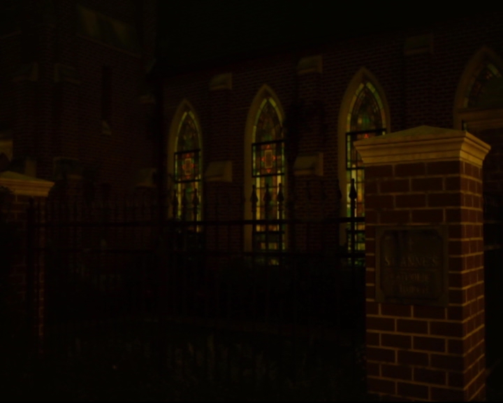 vampirediariesworld-dot-nl_TheOriginals5x04BetweenTheDevilAndTheDeepBlueSea01843.jpg