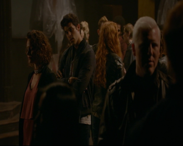 vampirediariesworld-dot-nl_TheOriginals5x04BetweenTheDevilAndTheDeepBlueSea01849.jpg