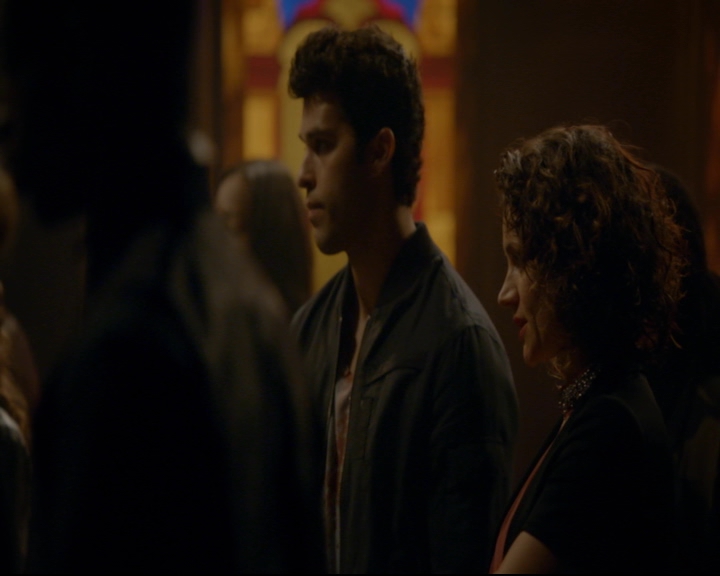 vampirediariesworld-dot-nl_TheOriginals5x04BetweenTheDevilAndTheDeepBlueSea01866.jpg
