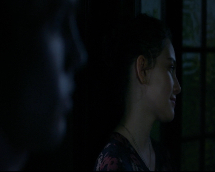 vampirediariesworld-dot-nl_TheOriginals5x04BetweenTheDevilAndTheDeepBlueSea01989.jpg