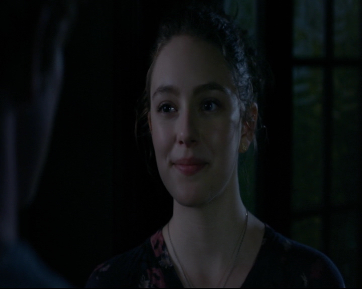 vampirediariesworld-dot-nl_TheOriginals5x04BetweenTheDevilAndTheDeepBlueSea02012.jpg