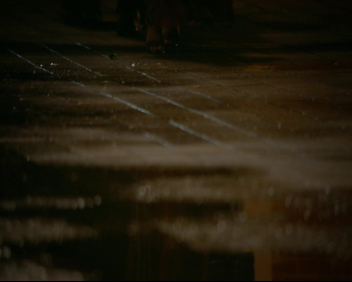 vampirediariesworld-dot-nl_TheOriginals5x04BetweenTheDevilAndTheDeepBlueSea02068.jpg