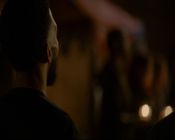 vampirediariesworld-dot-nl_TheOriginals5x04BetweenTheDevilAndTheDeepBlueSea02243.jpg