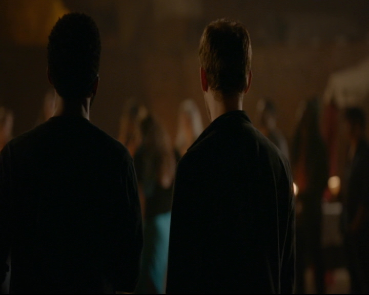 vampirediariesworld-dot-nl_TheOriginals5x04BetweenTheDevilAndTheDeepBlueSea02291.jpg