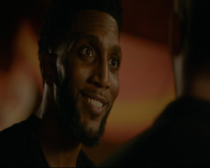 vampirediariesworld-dot-nl_TheOriginals5x04BetweenTheDevilAndTheDeepBlueSea02293.jpg