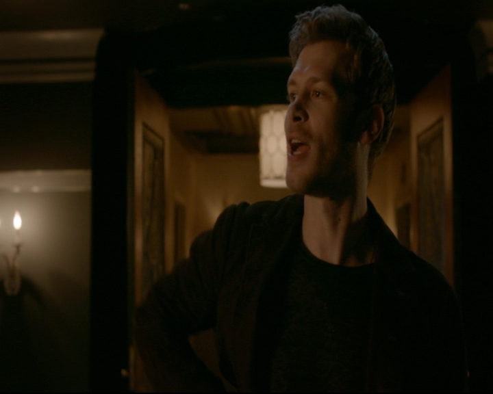 vampirediariesworld-dot-nl_TheOriginals5x05DontItJustBreakYourHeart00013.jpg