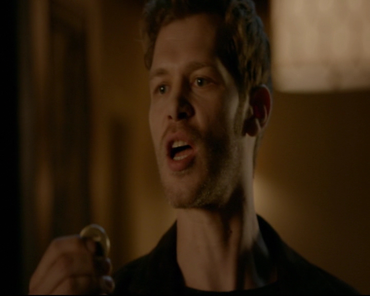 vampirediariesworld-dot-nl_TheOriginals5x05DontItJustBreakYourHeart00021.jpg