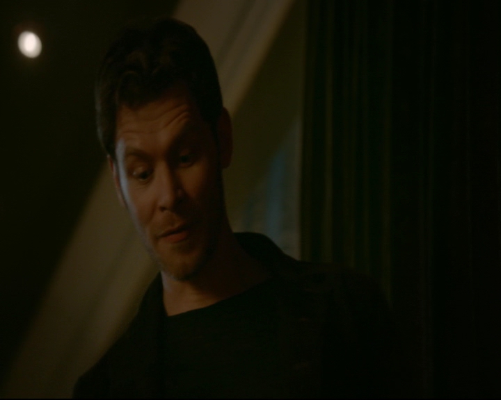 vampirediariesworld-dot-nl_TheOriginals5x05DontItJustBreakYourHeart00055.jpg