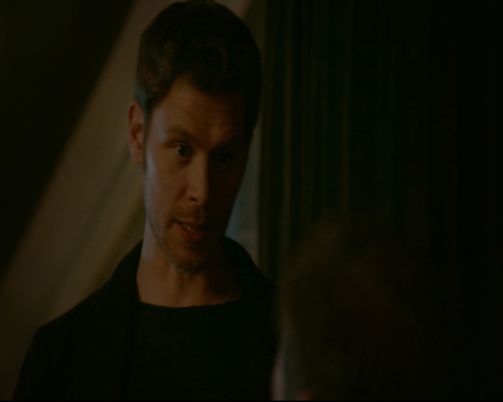 vampirediariesworld-dot-nl_TheOriginals5x05DontItJustBreakYourHeart00057.jpg