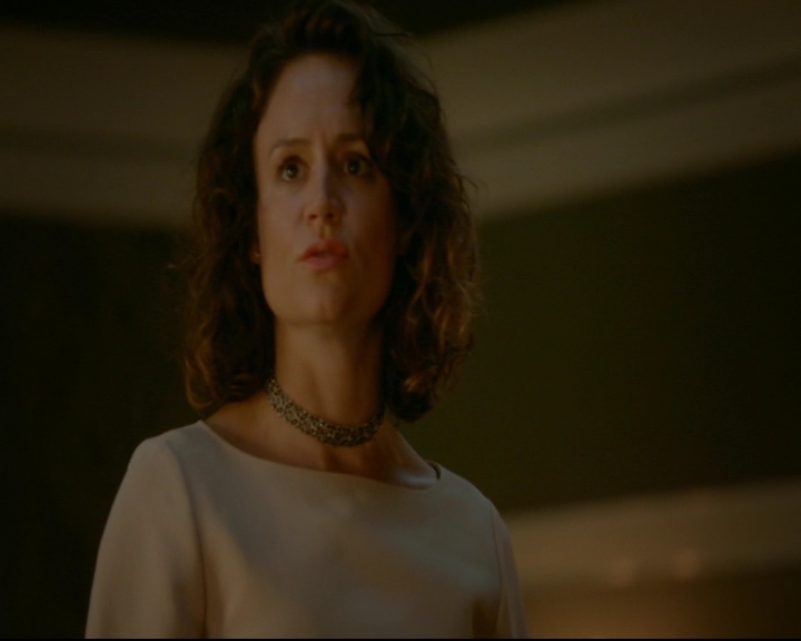 vampirediariesworld-dot-nl_TheOriginals5x05DontItJustBreakYourHeart00072.jpg