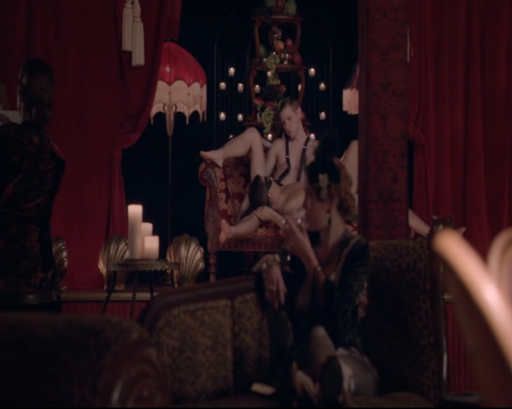 vampirediariesworld-dot-nl_TheOriginals5x05DontItJustBreakYourHeart00182.jpg