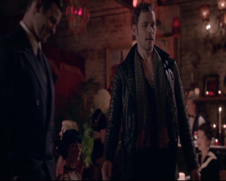 vampirediariesworld-dot-nl_TheOriginals5x05DontItJustBreakYourHeart00240.jpg