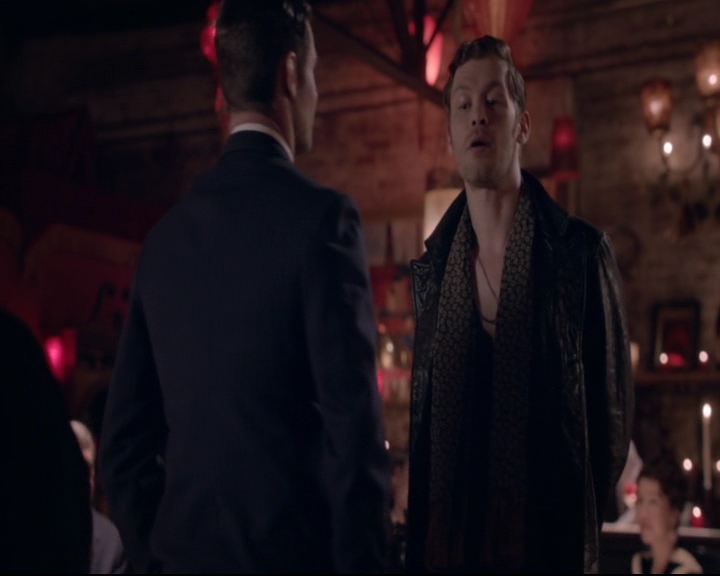 vampirediariesworld-dot-nl_TheOriginals5x05DontItJustBreakYourHeart00241.jpg