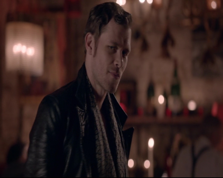 vampirediariesworld-dot-nl_TheOriginals5x05DontItJustBreakYourHeart00270.jpg