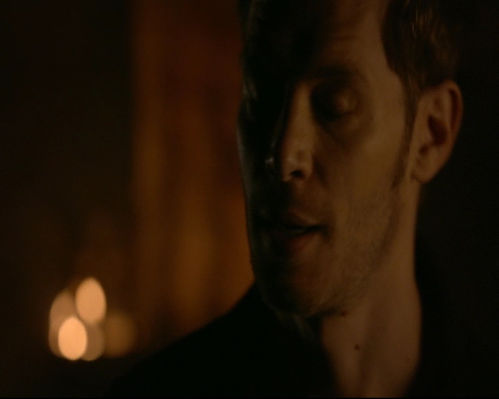 vampirediariesworld-dot-nl_TheOriginals5x05DontItJustBreakYourHeart00295.jpg