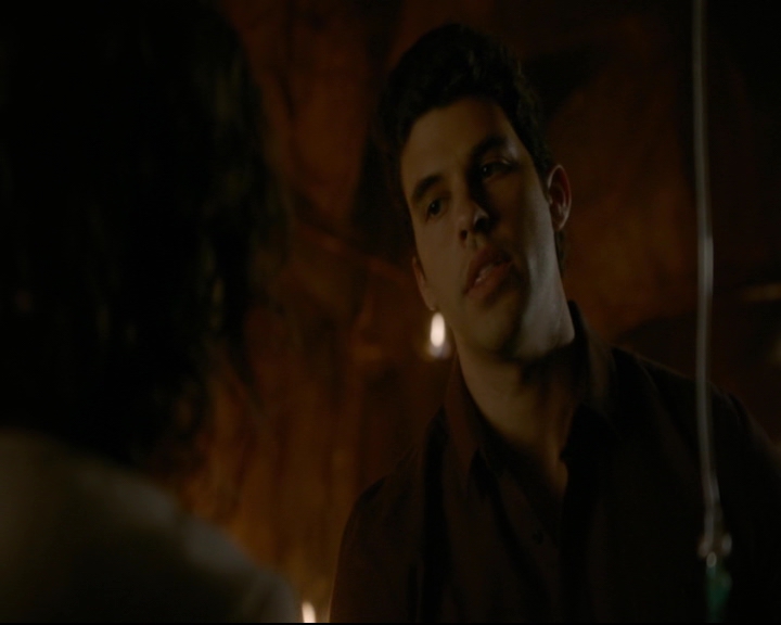 vampirediariesworld-dot-nl_TheOriginals5x05DontItJustBreakYourHeart00804.jpg