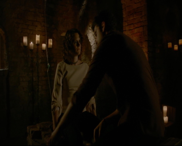 vampirediariesworld-dot-nl_TheOriginals5x05DontItJustBreakYourHeart00808.jpg