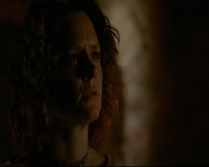 vampirediariesworld-dot-nl_TheOriginals5x05DontItJustBreakYourHeart00821.jpg