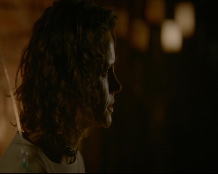 vampirediariesworld-dot-nl_TheOriginals5x05DontItJustBreakYourHeart00832.jpg