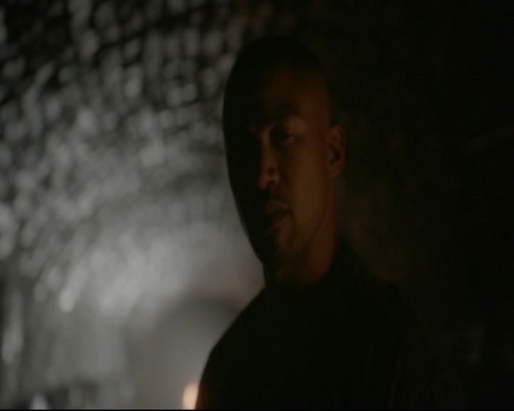 vampirediariesworld-dot-nl_TheOriginals5x05DontItJustBreakYourHeart00836.jpg