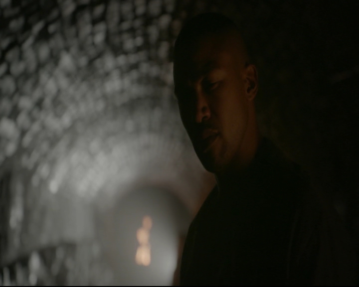 vampirediariesworld-dot-nl_TheOriginals5x05DontItJustBreakYourHeart00837.jpg