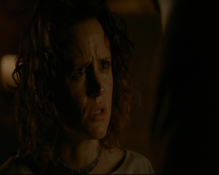 vampirediariesworld-dot-nl_TheOriginals5x05DontItJustBreakYourHeart00839.jpg