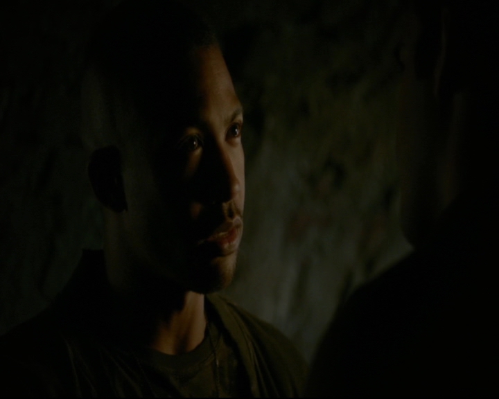 vampirediariesworld-dot-nl_TheOriginals5x05DontItJustBreakYourHeart00900.jpg