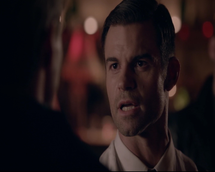 vampirediariesworld-dot-nl_TheOriginals5x05DontItJustBreakYourHeart00985.jpg