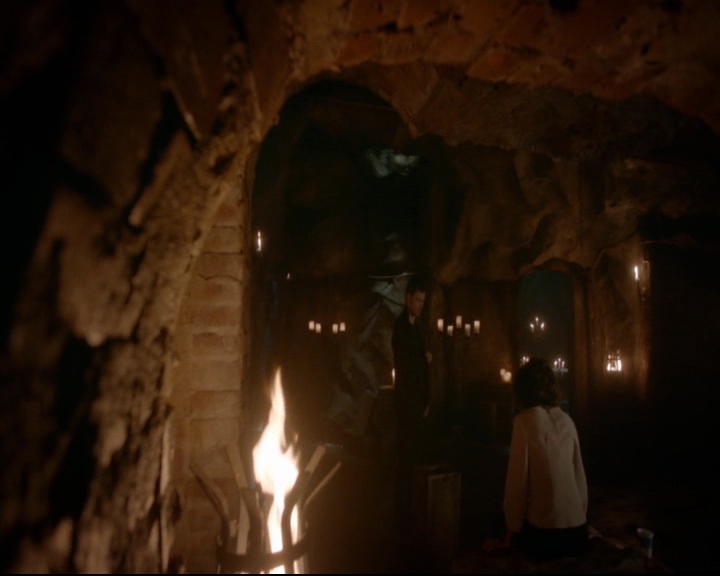 vampirediariesworld-dot-nl_TheOriginals5x05DontItJustBreakYourHeart01034.jpg