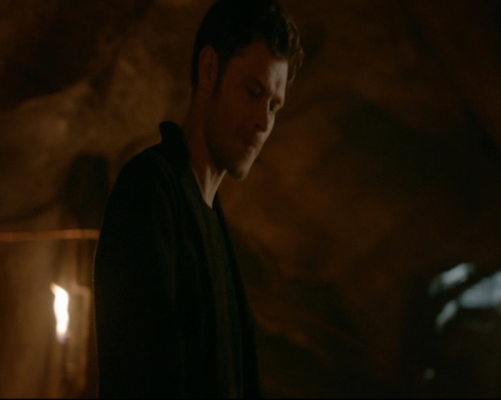 vampirediariesworld-dot-nl_TheOriginals5x05DontItJustBreakYourHeart01046.jpg vampirediariesworld-dot-nl_TheOriginals5x05DontItJustBreakYourHeart01046.jpg
