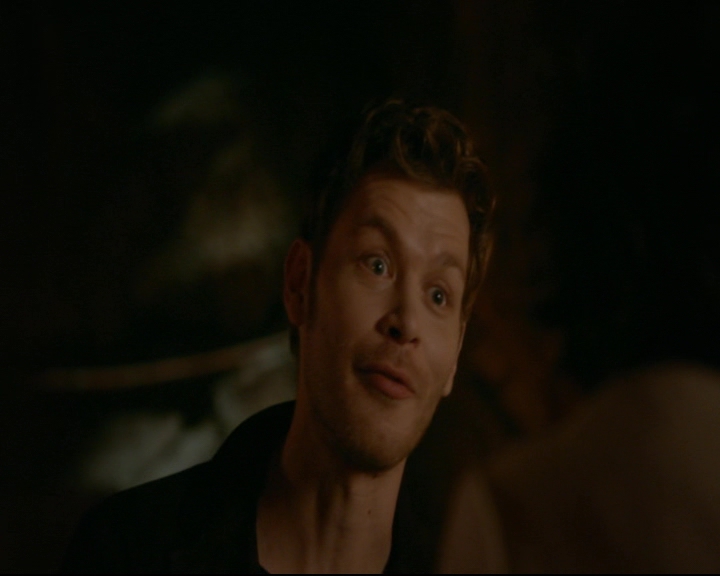 vampirediariesworld-dot-nl_TheOriginals5x05DontItJustBreakYourHeart01048.jpg