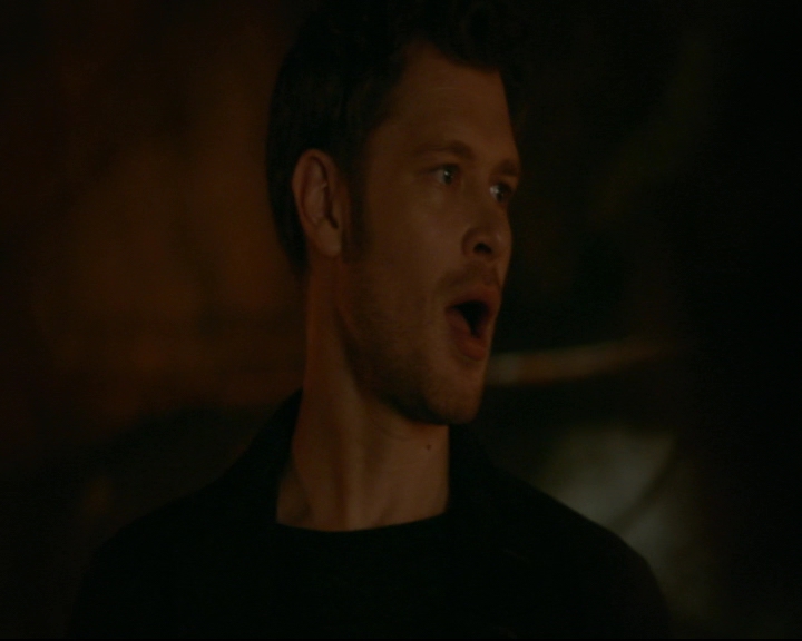 vampirediariesworld-dot-nl_TheOriginals5x05DontItJustBreakYourHeart01071.jpg