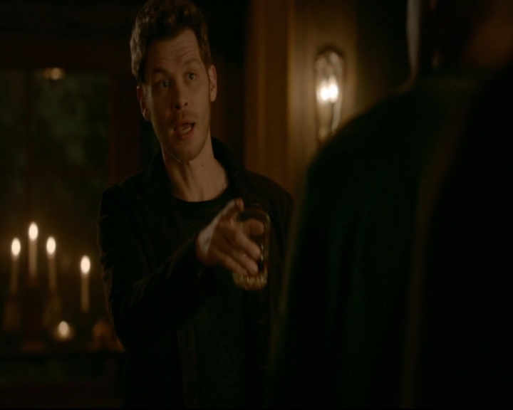 vampirediariesworld-dot-nl_TheOriginals5x05DontItJustBreakYourHeart01208.jpg