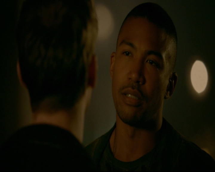 vampirediariesworld-dot-nl_TheOriginals5x05DontItJustBreakYourHeart01213.jpg