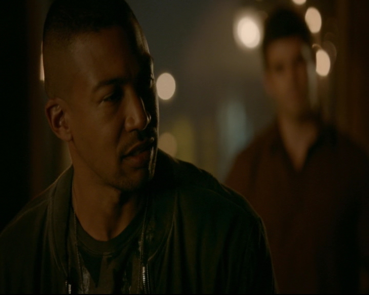 vampirediariesworld-dot-nl_TheOriginals5x05DontItJustBreakYourHeart01239.jpg